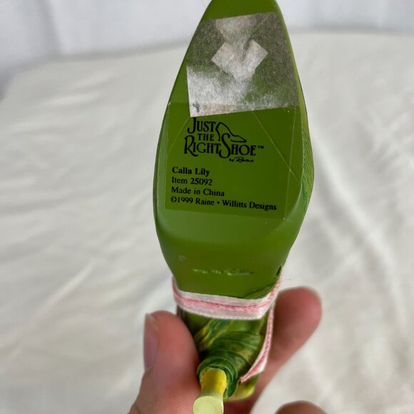 Collection of 4 Antique Just the Right Shoes - Picture 12 of 15